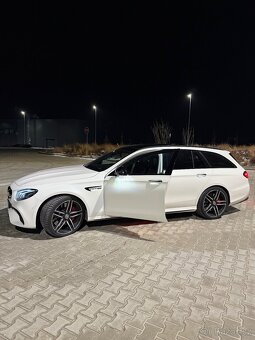 Mercedes Benz E63S 4M+ COMBI AMG 612HP - 7