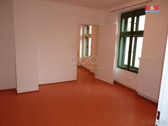 Prodej nájemního domu, 385 m², Kladno, ul. plk. Stříbrného - 7