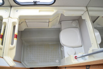ADRIA 4081 TD - 4-5 OSOB,WC,STAN - SLEVA - 7