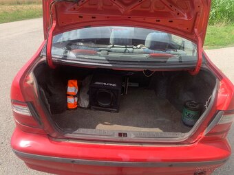 Nissan Almera - 7