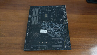 Asus ROG STRIX Z390-E GAMING - 7