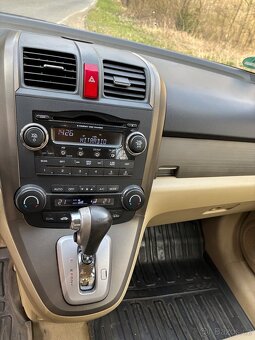 Honda CR-V 2.4 benzin  122KW Automat 4x4 - 7