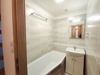 nově rekonstruovaný byt 2+kk/L, Kralupy n.V, sídl. V Zátiší - 7