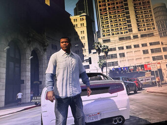 PC core i5, 16 GB DDR4, Radeon HD 5850, 500 GB SSD - 7