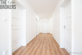 Prodej rodinného domu 172m2, pozemek 1036m2 - 7