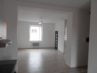Pronájem bytu v Louny /klidná část města-cca 67m2-zahrada - 7