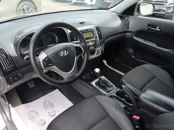 Hyundai i30 1.6CVVT,90kW,Trikolor,NovéČR - 7