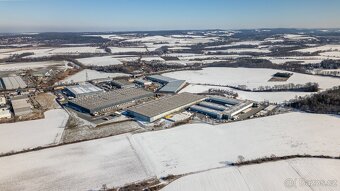 PRODEJ INVESTIČNÍHO POZEMKU 23 098 m², JAŽLOVICE - 7