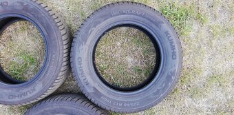 Pneu 225/65/17 zimní 7mm - 7