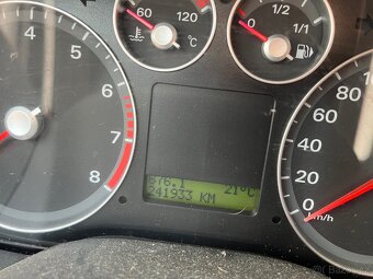 Prodám Ford Focus 1.6 - 7