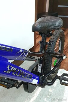 Dětské kolo 16" Specialized + výbava - 7