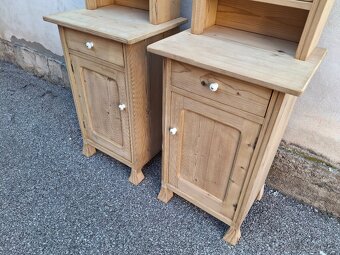 KRÁSNÉ STAROŽITNÉ NOČNÍ STOLKY PO RESTAUROVÁNÍ - 7