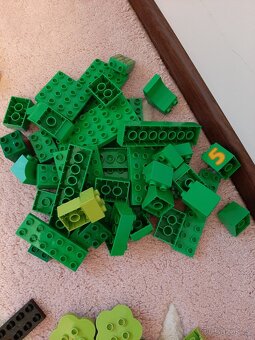 400+ kusu Lego Duplo - 7