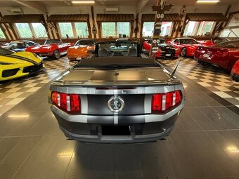 Ford Mustang Shelby GT500, rok 2010 - 7