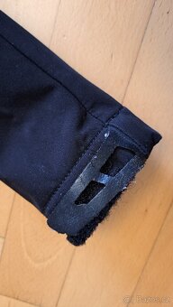 Černá zateplená softshellová bunda Alpine PRO,vel.M - 7