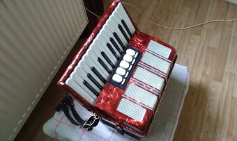 Prodám akordeon delicie junior XIII 72 basů 3 hlas - 7