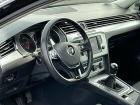 Volkswagen Passat 1.6 TDi Panorama-LED-Navigace - 7