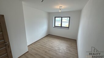 Prodej rodinného domu v obci Kravsko za 8 990 000 Kč. Cena z - 7
