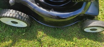 Benzínová sekačka HECHT motor OHV - 7