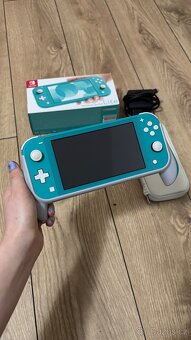 Nintendo switch lite turquise + hry - 7