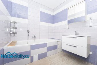 Prodej rodinného domu 5+kk o podlahové ploše 146 m², Benátky - 7