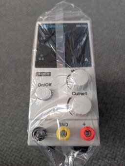 Laboratorní regulovaný zdroj 30V/10A - 7