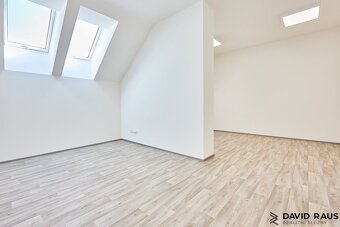 Pronájem kancelářských prostor 33 m2 areál Stará Pošta, Rajh - 7