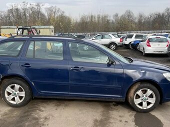 236. Škoda Octavia 1.6 TDI CAYC: Na náhradní díly - 7
