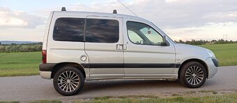 Peugeot Partner 2.0 HDI tažné střešní nosič - 7