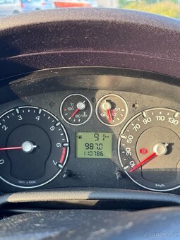 Ford Fusion r. 2006, 111 000 km - 7