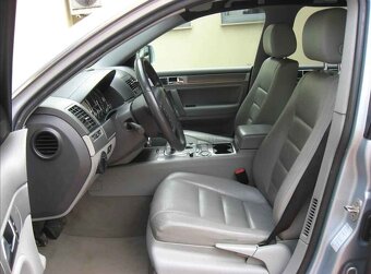 Volkswagen Touareg 3,6 V6 280PS Tiptronic 4x4 SUV - 7