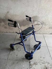 Invalidní vozík, chodítko - 7