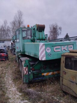 Prodám díly Autojeřáb Tatra AD16 - 7