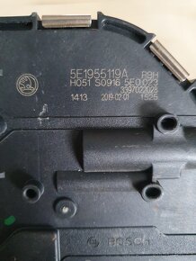 Škoda octavia III , mechanizmus př.stěračů, včetně motorku - 7