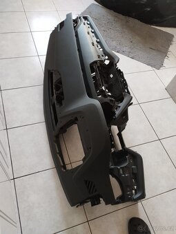 Airbagové sady Škoda Octavia 4 lišta, bez, Head Up, 8", 10 - 7