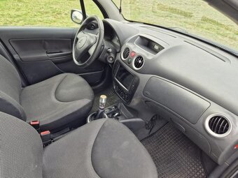 Prodám Citroën C3 1.1I 44KW - KOUPENO NOVÉ V ČR - 7