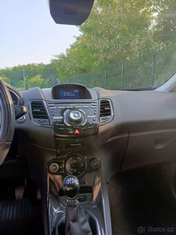 FORD FIESTA MK7 FACELIFT 2013 - 7