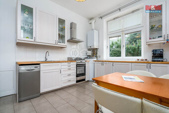 Prodej rodinného domu, 249 m², Dobřejovice, ul. Šípková - 7