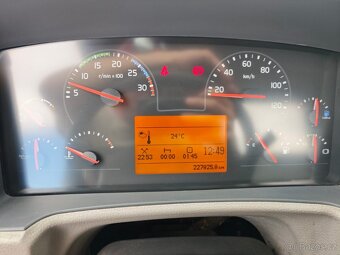 VOLVO FL 210, 16t, nový 10t hákový nosič - 228 000 km - 7