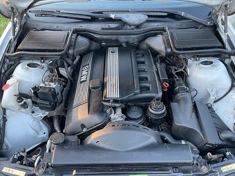 BMW E39 M54B25 2.5i BENZÍN - 7