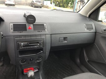 Škoda Fabia I Hatchback, 1.2 HTP (47kW), rok 2004 - 7