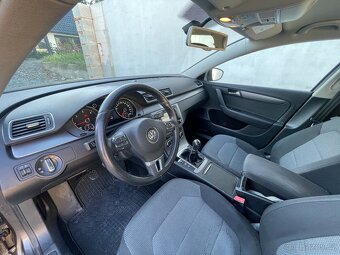 Prodám VW Passat B7, 1.6 TDI.Nová STK - 7
