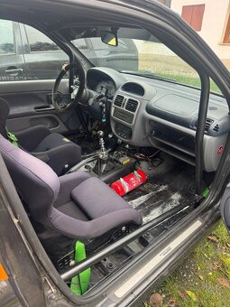 Renault Clio 2.0 sport - 7