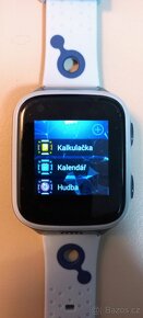 Chytré hodinky s GPS a SIM Carneo GuardKid+ 4G Platinum Blue - 7