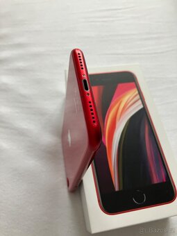 Top Apple iPhone SE-2 Red 64 GB červený - 7