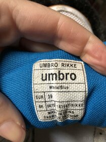 Tenisky vel. 39 - odpovídá. Zn. Umbro - 7