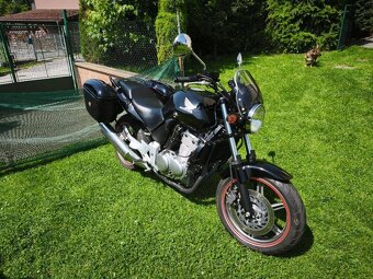Honda CBF 500 (2008) kufry, jen 19 tis.km, po servisu - 7