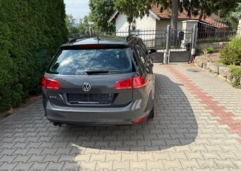 Volkswagen Golf VII 4x4 1,6 TDi pravidel.servi nafta - 7