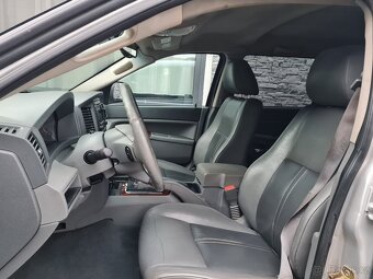 Jeep Grand Cherokee 3.0CRDi 160Kw LIMITED  4x4 - 7