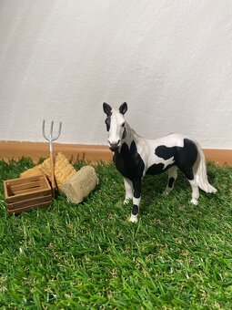 Fake identický schleich - 7